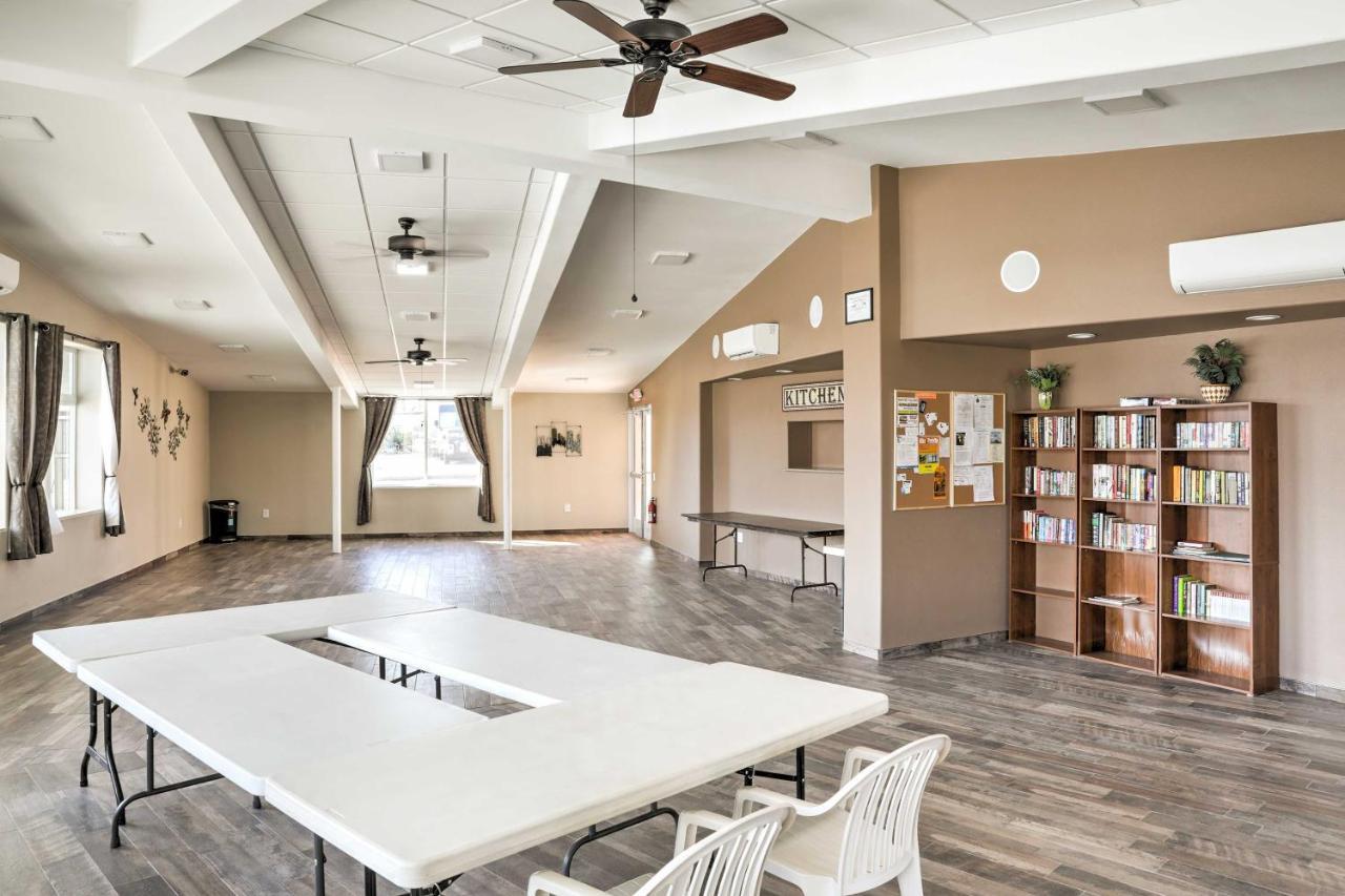 Cozy Lake Havasu City Home With Dock And Beach Access! Eksteriør billede
